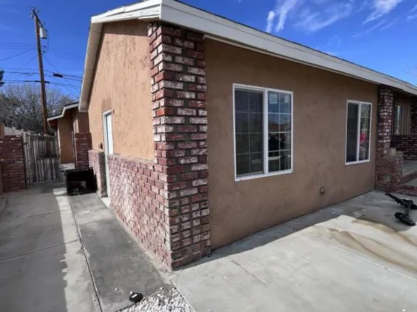 44141 11th St W, Lancaster, CA 93534