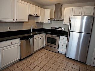 14-2 Murdock St #9, Somerville, MA 02145