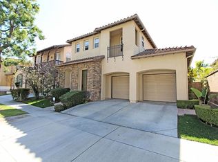 26 Carpenteria, Irvine, CA 92602