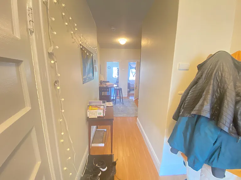 12 Mount Hood Rd — Photo 9