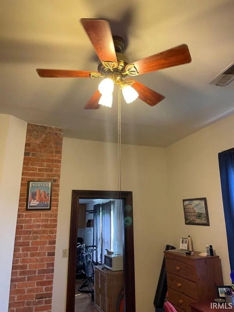 1 bed, 1.0 bath, 450 sqft, $825 — Photo 4