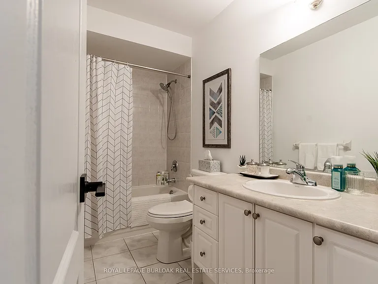 7 Trent Ave — Photo 14