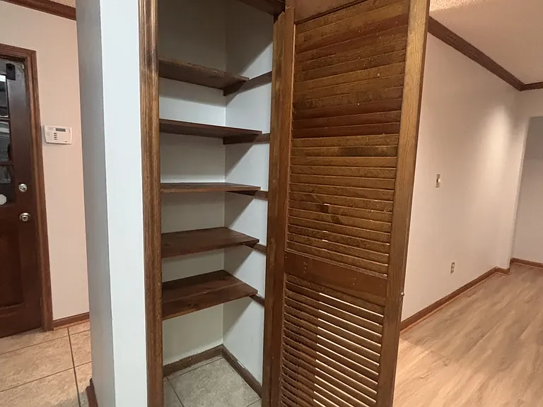 106 Darteze Dr — Photo 5