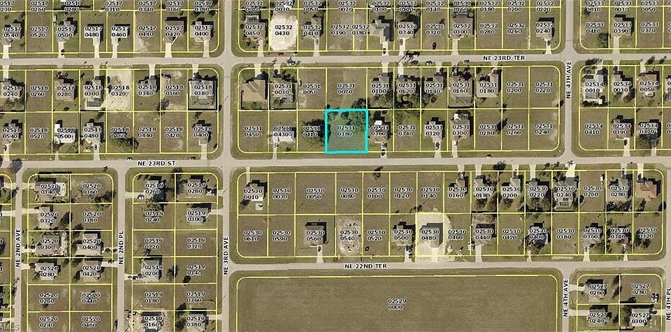 2nd image of 315 NE 23rd St