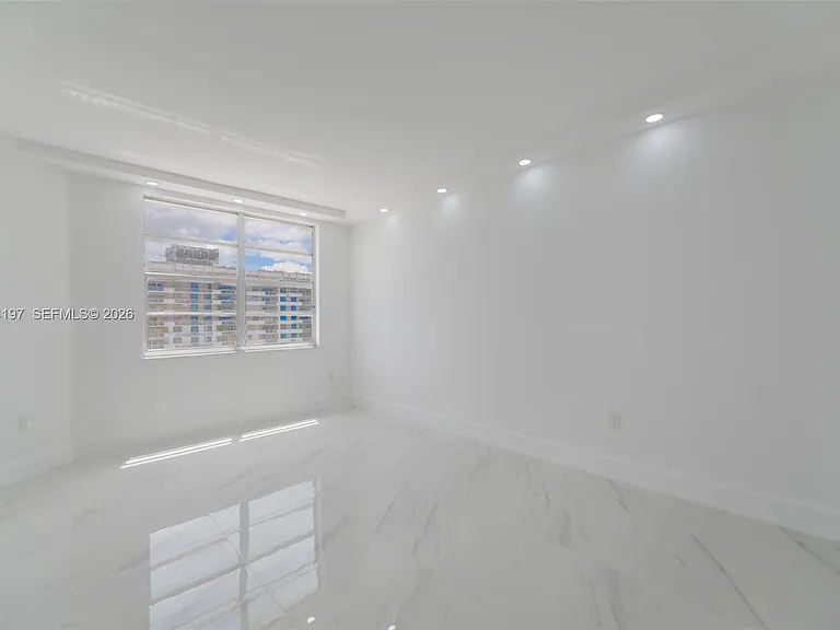 1950 S Ocean Dr #19A — Photo 13