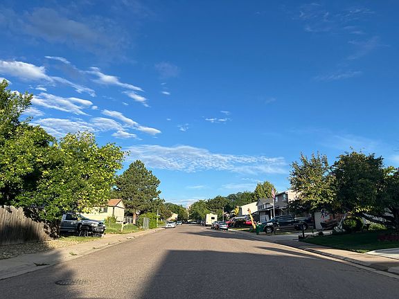 5th image of 8758 W Maplewood Dr