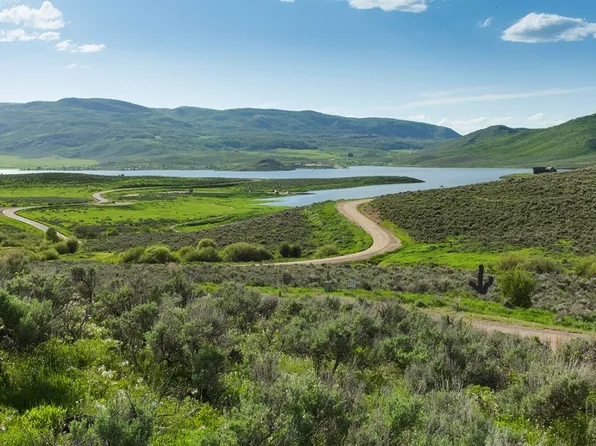 31325 Shoshone Way, Oak Creek, CO 80467