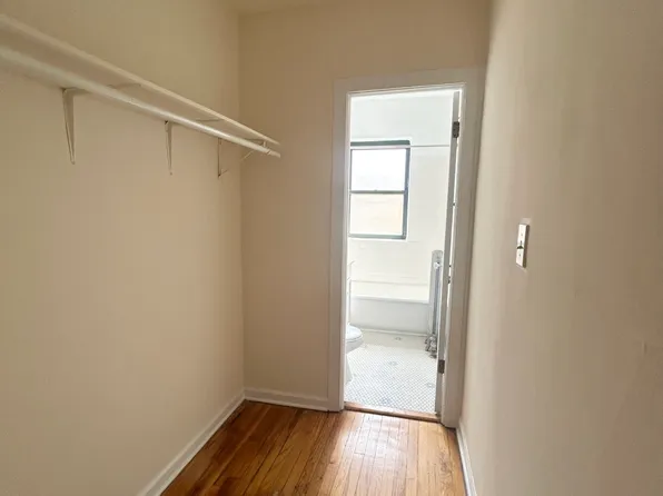 2334.5 N Spaulding Ave, Chicago, IL