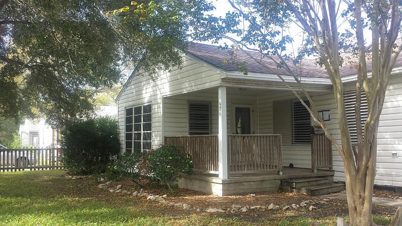 1st image of 626 Texas Ave
