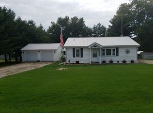 692 Harold Smith Rd, Bedford, IN 47421