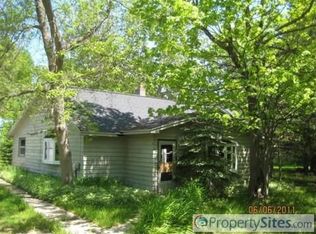 1369 W Conway Rd, Harbor Springs, MI 49740