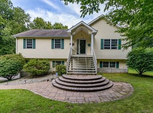 33 Birch Dr, Andover, CT 06232
