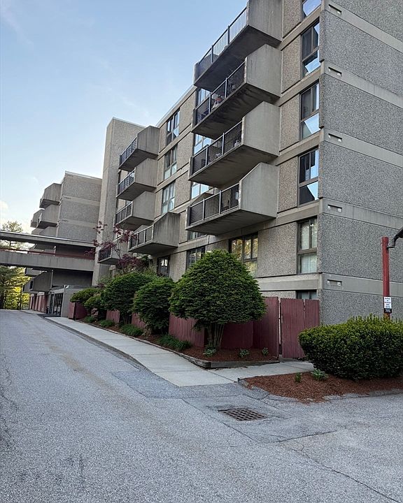 1st image of 55 Tall Oaks Dr Unit T5