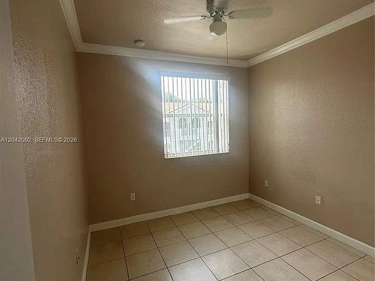 1656 SE 29th Ct #201 — Photo 4