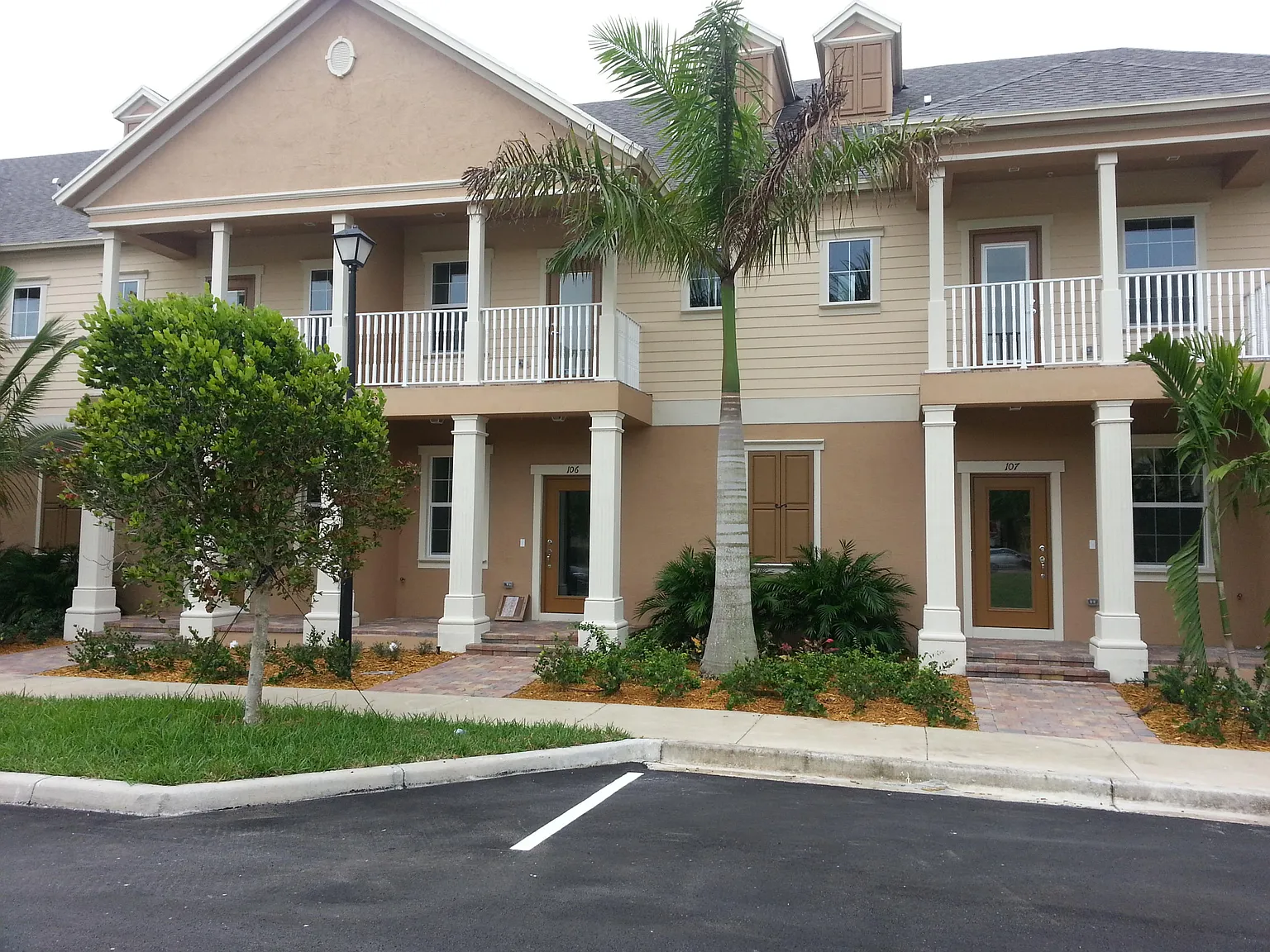 118 Black Ironwood Rd — Photo 1