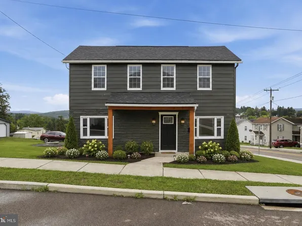 57 Washington St, Frostburg, MD 21532