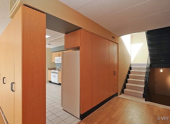 4th image of 630 Vernon Ave APT 7