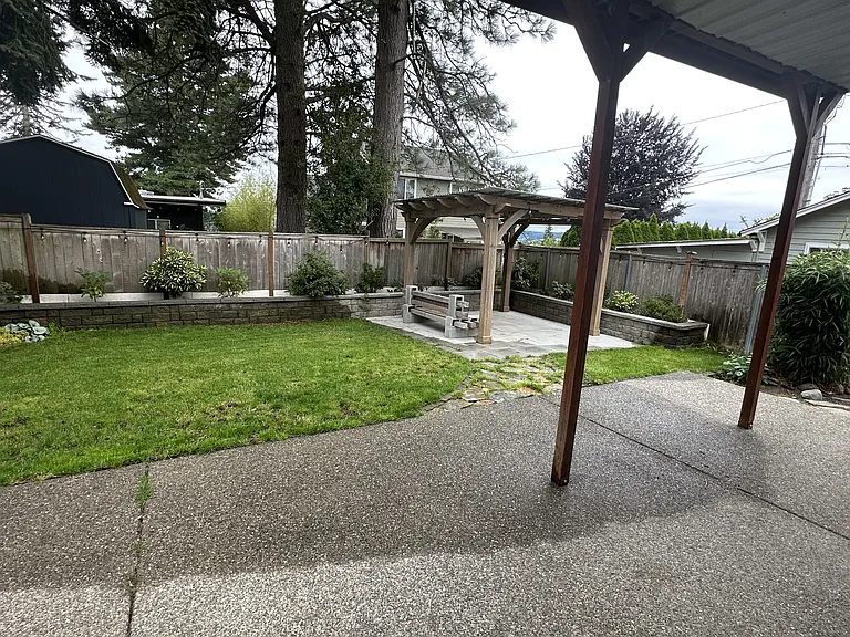 3104 Sunset Dr W — Photo 11