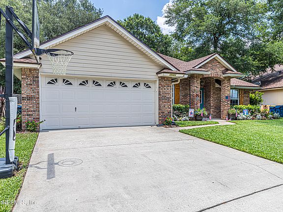 3rd image of 12323 ARROWLEAF Lane