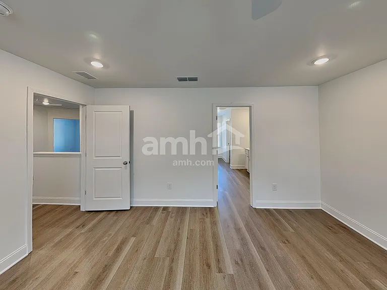 1409 Aquamarine Dr — Photo 9