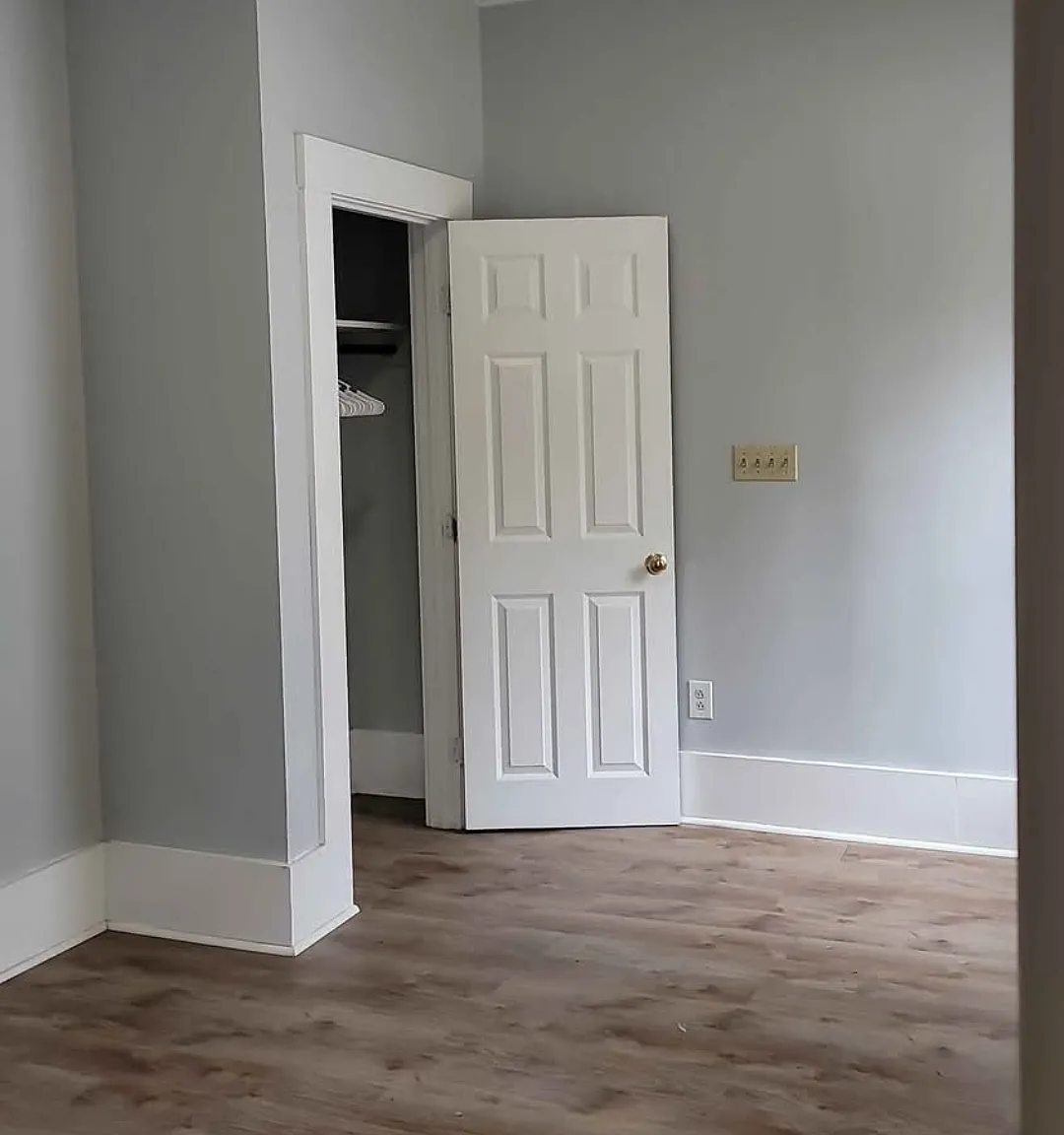 2 bed, 1012 sqft, $2,500 — Photo 2