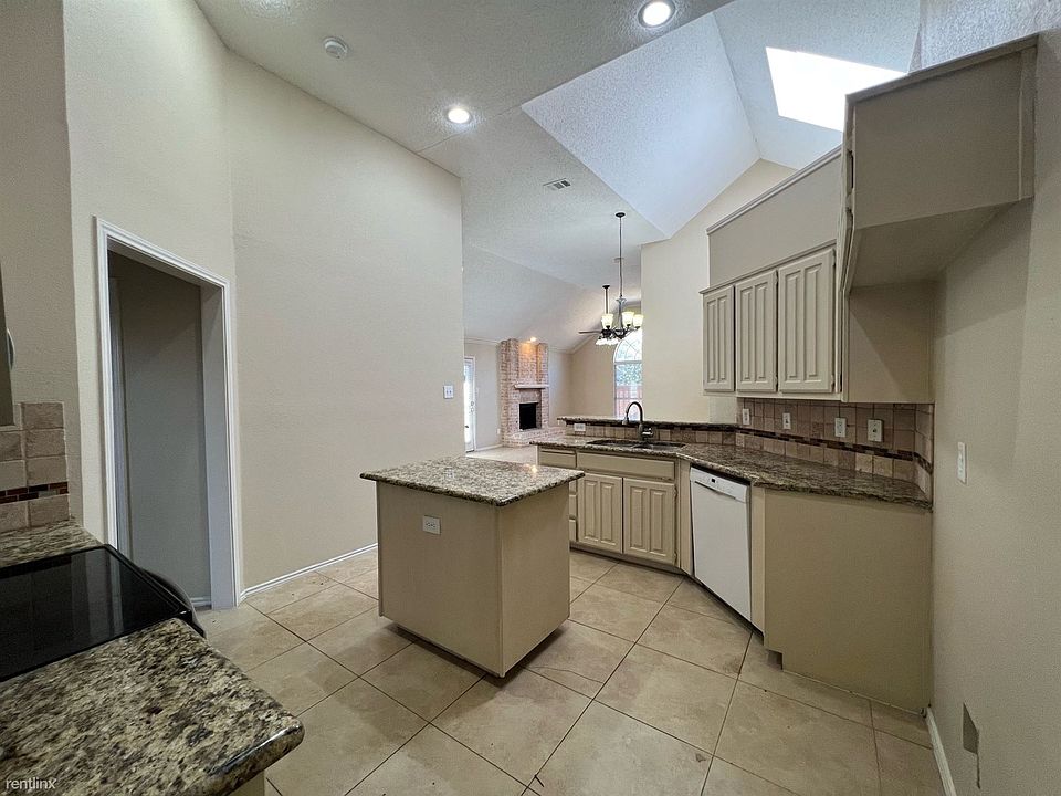1. Kitchen 1