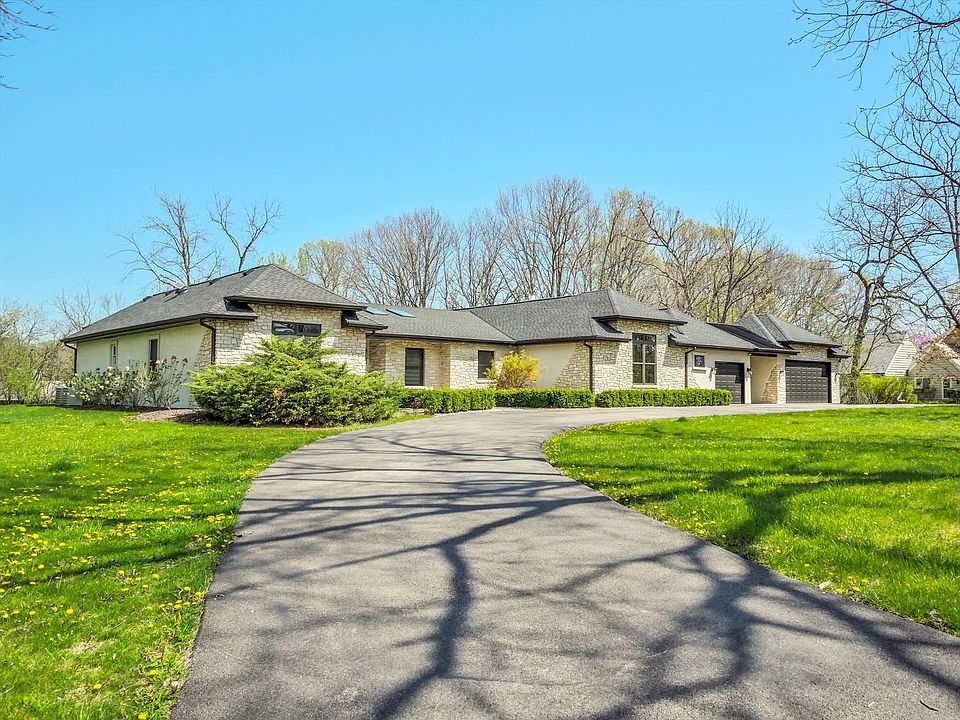 1st image of 2038 Camphill Cir