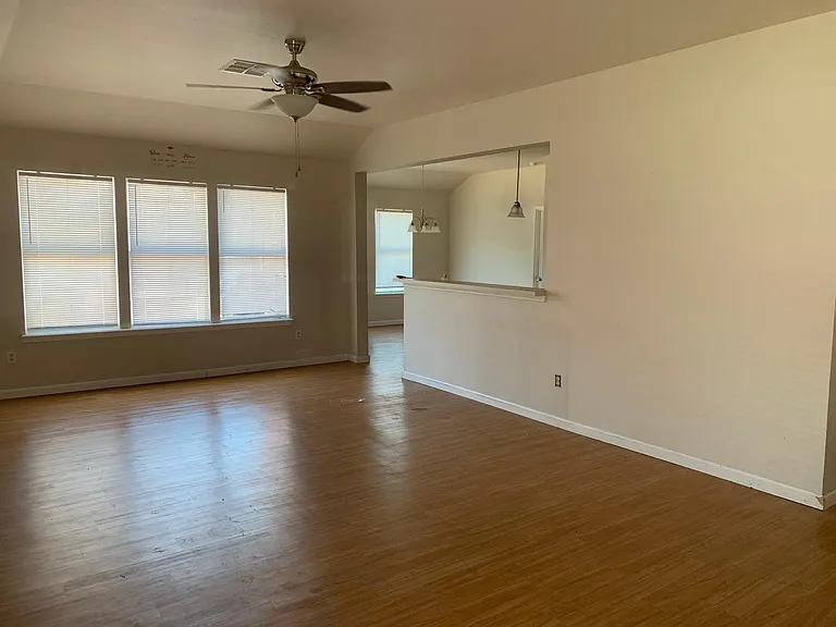 1009 Cupertino St — Photo 13
