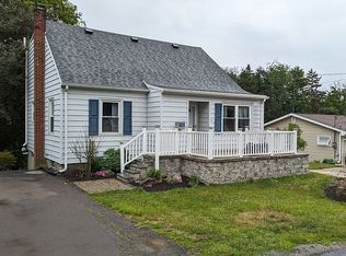 110 Perrin Ave, Shavertown, PA 18708