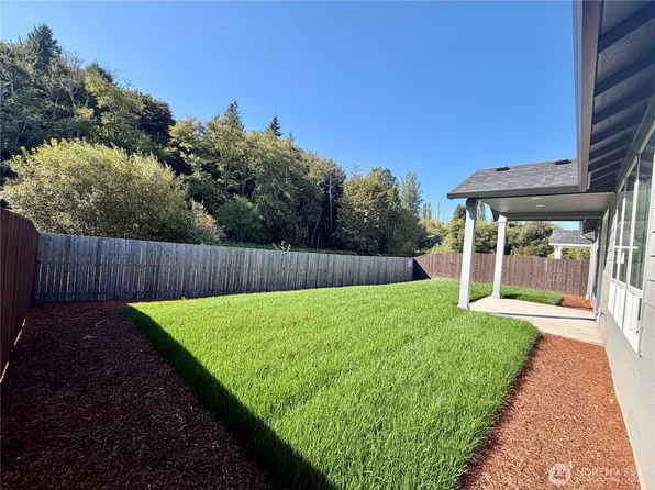 572 Rainbow Way, Kelso, WA 98626