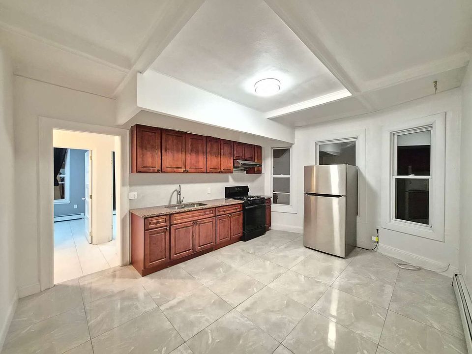1st image of 6619 19th Ave #2