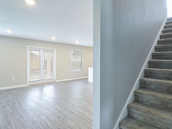 4th image of 225 Lantana Blvd
