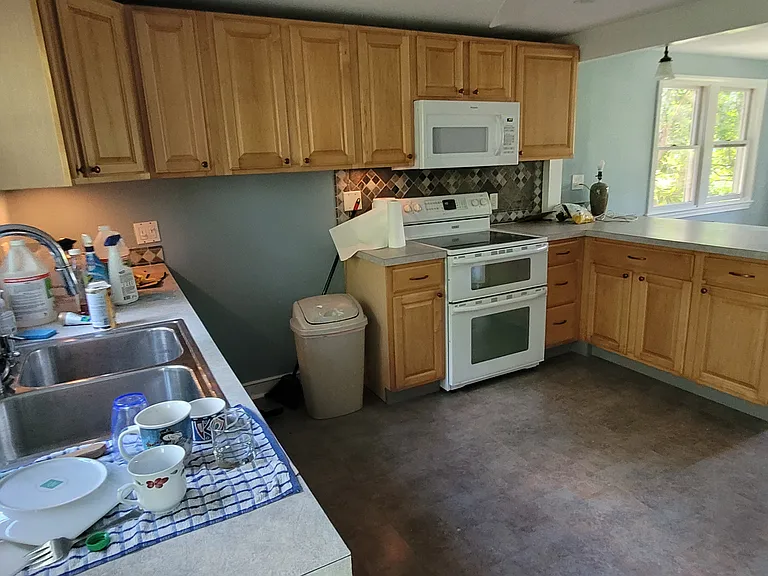 Kitchen/dining