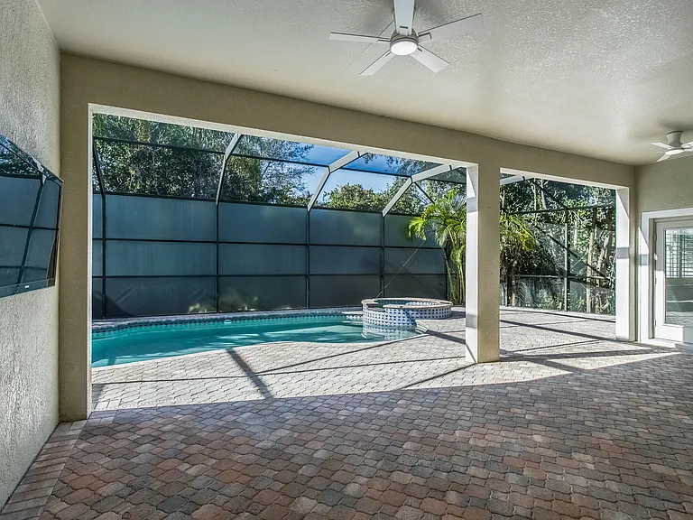 11909 Mandevilla Ct — Photo 24