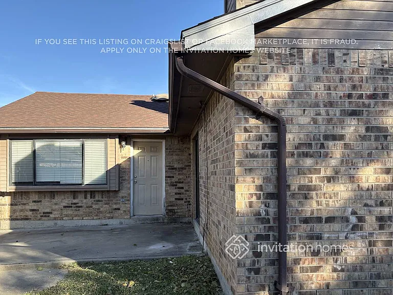 2665 Claremont Dr — Photo 18