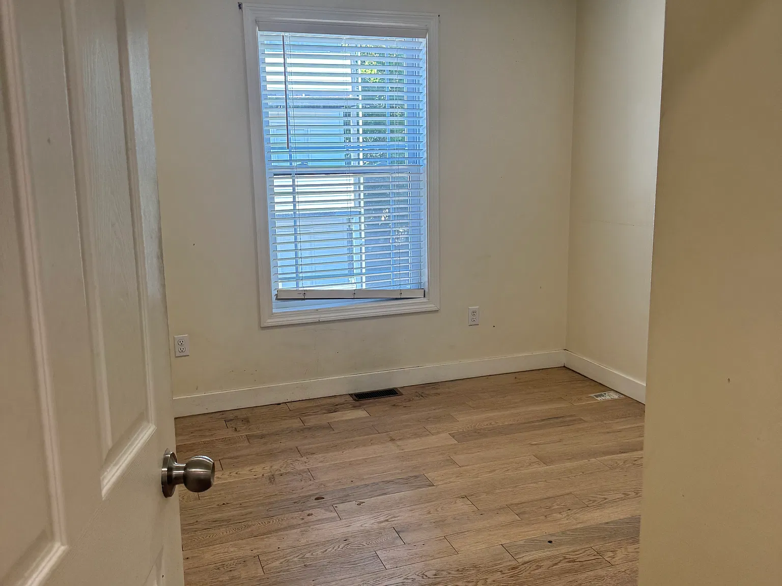 3 bed, $2,550 — Photo 4