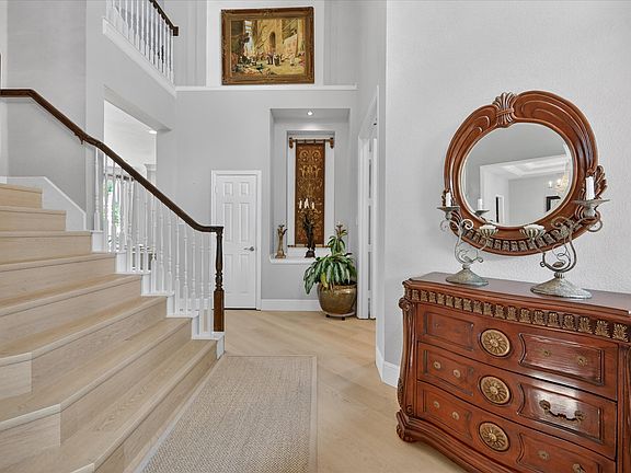3rd image of 3409 Waterbury Ct