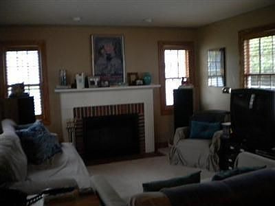 5th image of 36 Telford Ave