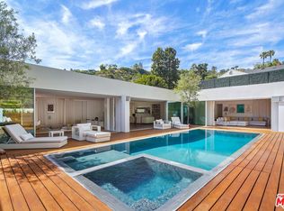 1106 N Hillcrest Rd, Beverly Hills, CA 90210