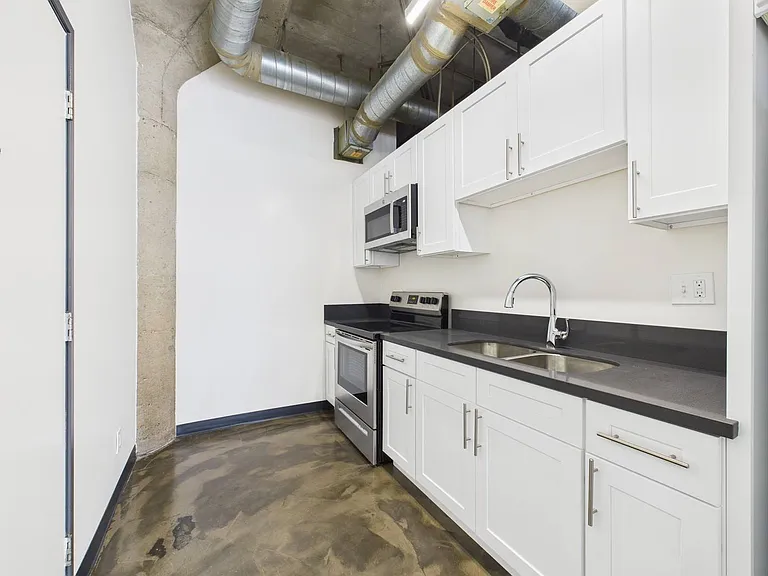 RiverFront live - Work Lofts — Photo 18