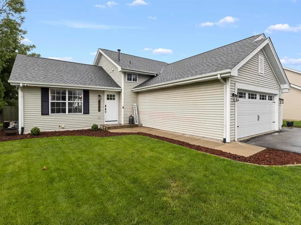 2246 Tumbleweed Ln, Beloit, WI 53511