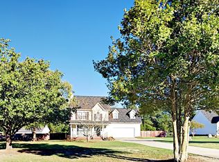 138 Sherwood Dr, Lexington, SC 29073