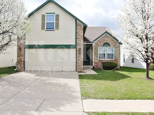 2312 Layton Park Dr, Indianapolis, IN 46239