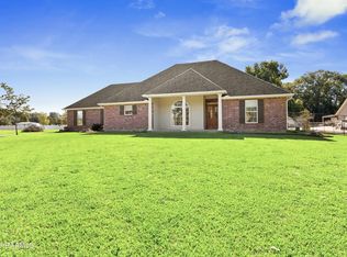 9917 Jefferson Island Rd, New Iberia, LA 70560