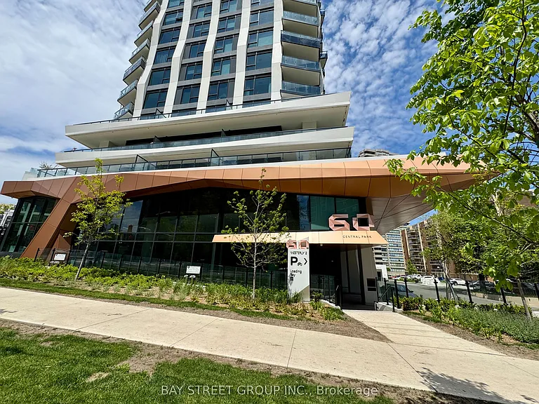 60 Central Park Dr #2013 — Photo 2