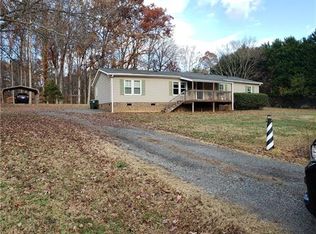 6720 Dellwood Dr, Kannapolis, NC 28081