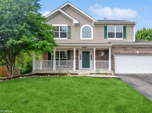 2050 Burr Oak Ct, Round Lake, IL 60073
