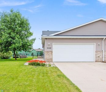 3509 10th St S, Moorhead, MN, 56560