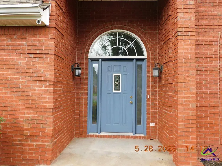 611 Links View Dr — Photo 2