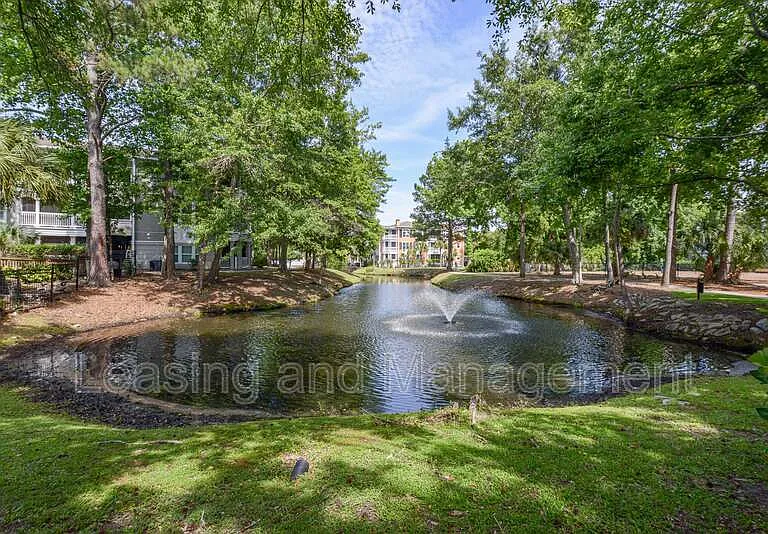 1035 Telfair Way — Photo 38